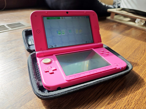 Nintendo 3ds pink - xl,